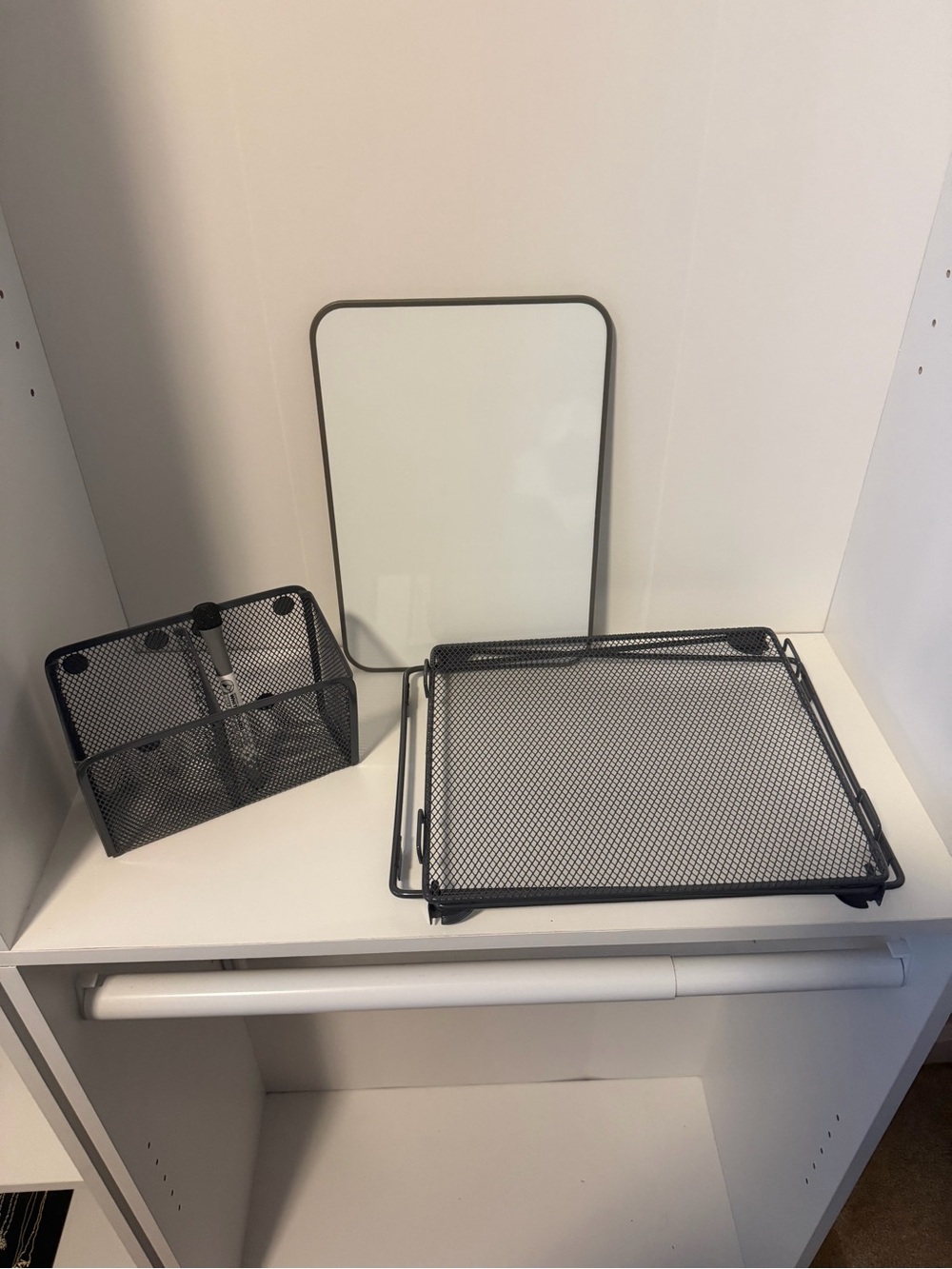 Gray Mesh Desk Organizer Set – Great Condition